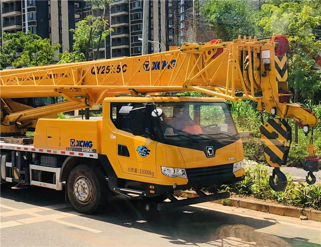 贡井区大件设备吊装租赁吊车